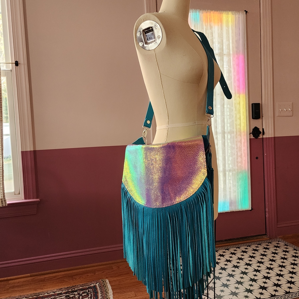 Iridescent Fringe Crossbody Bag - Picture 5 of 6